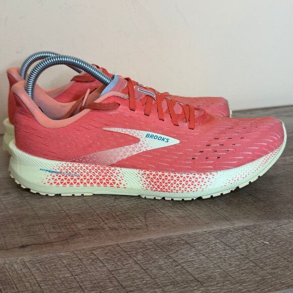 Brooks Hyperion Tempo women’s Size 9 coral yellow Shoes - Picture 2 of 8